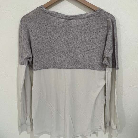 PINK Victoria's Secret Womens Top Size XS Gray White Colorblock Long Sleeve - Picture 6 of 6